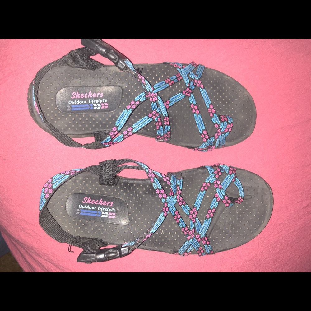 Sandles